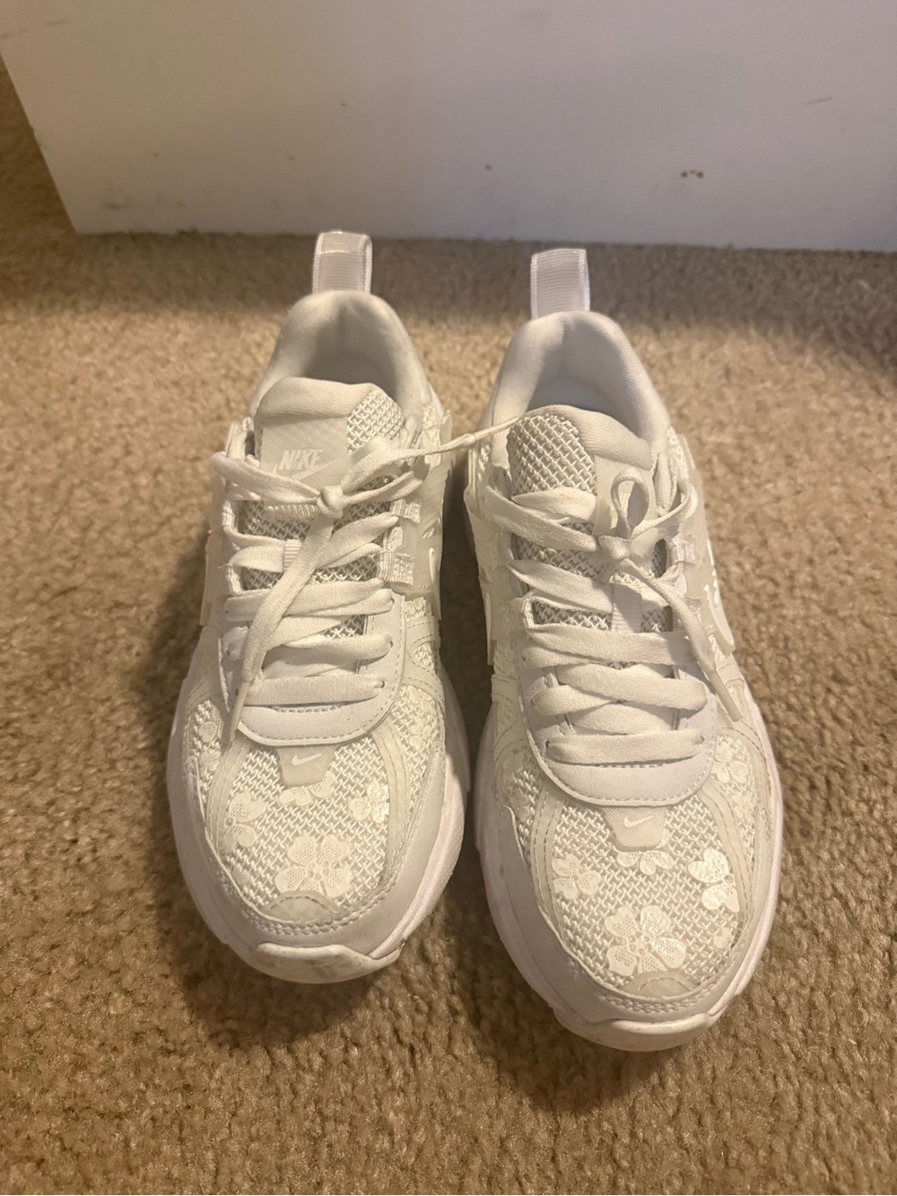 Nike Women’s White Floral Mesh Sneakers - Picture 2 of 5